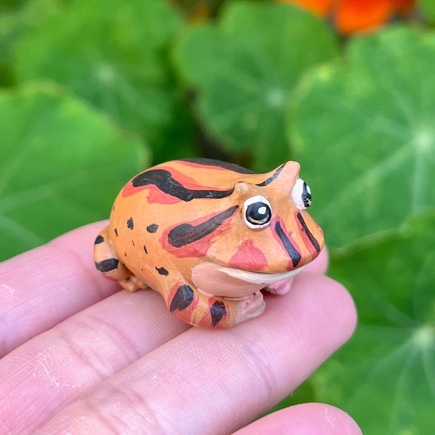 Handmade mini frog friend figurine series 3.0