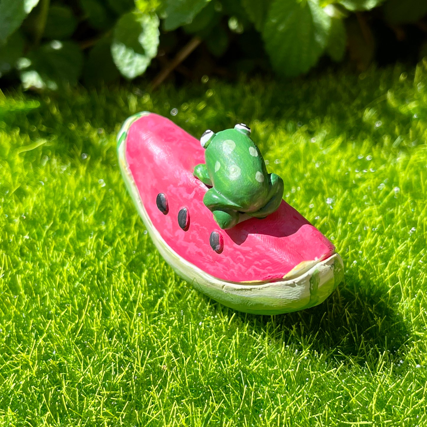 Handmade frogs on fruit series 2.0 figurines