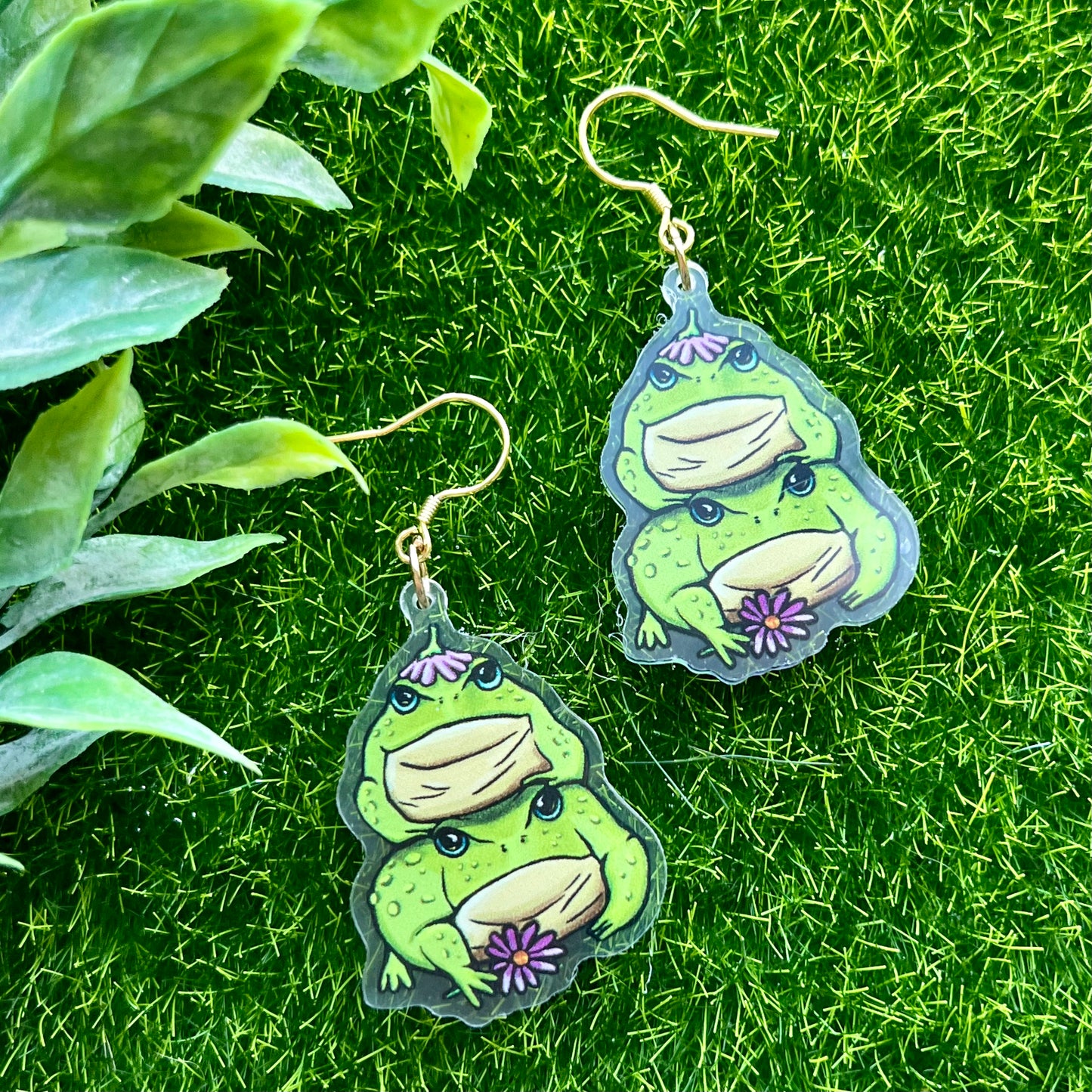 Stacking toad acrylic dangly earrings