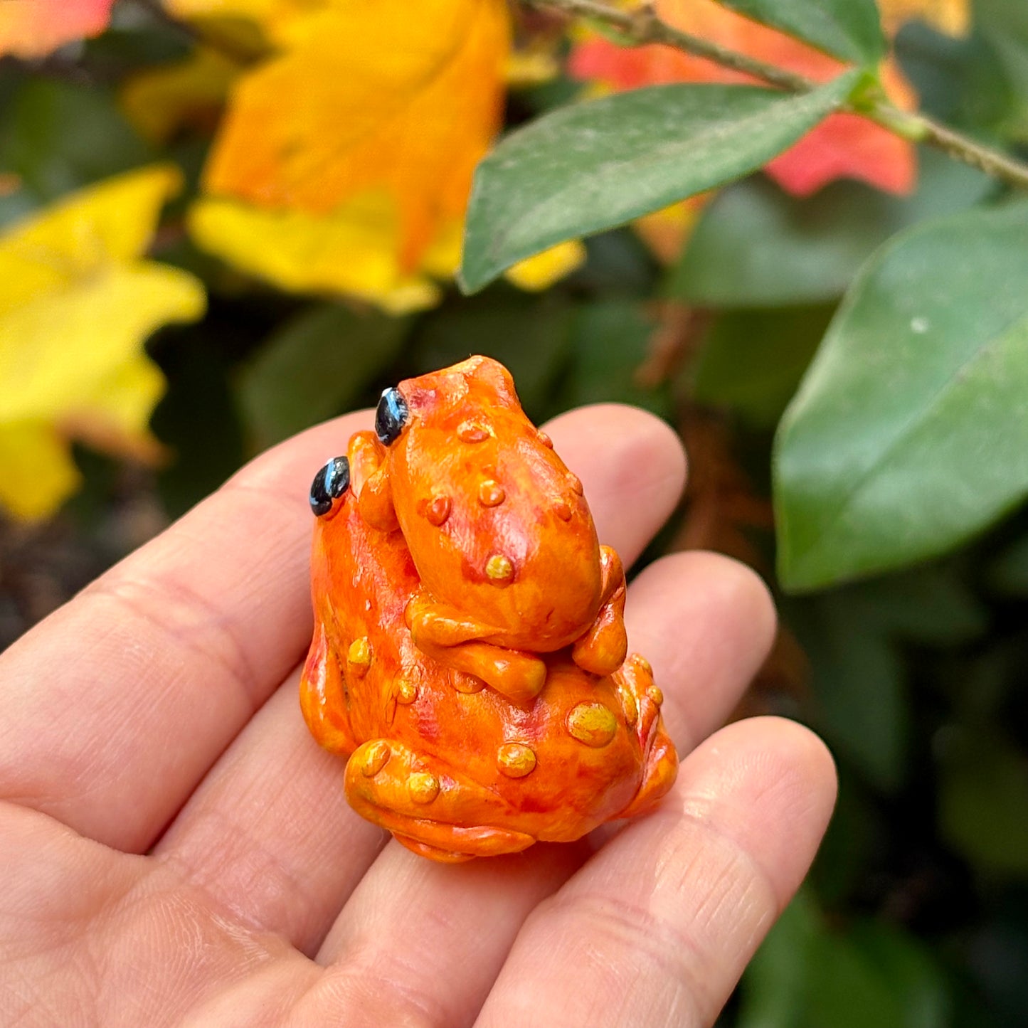 Handmade stacking screaming pumpkin toad figurine