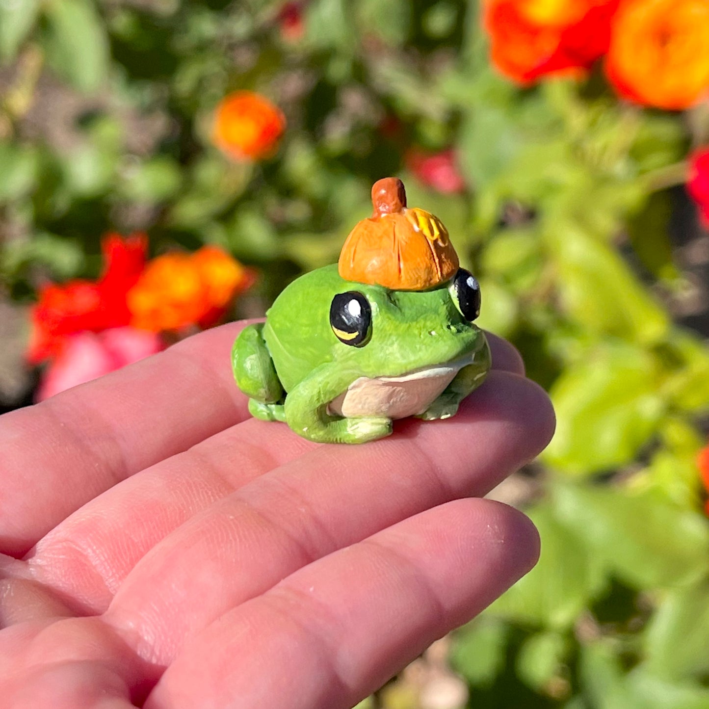 Handmade Polymer Clay Mini Pumpkin Hat Frog Figurine