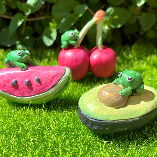 Handmade frogs on fruit series 2.0 figurines