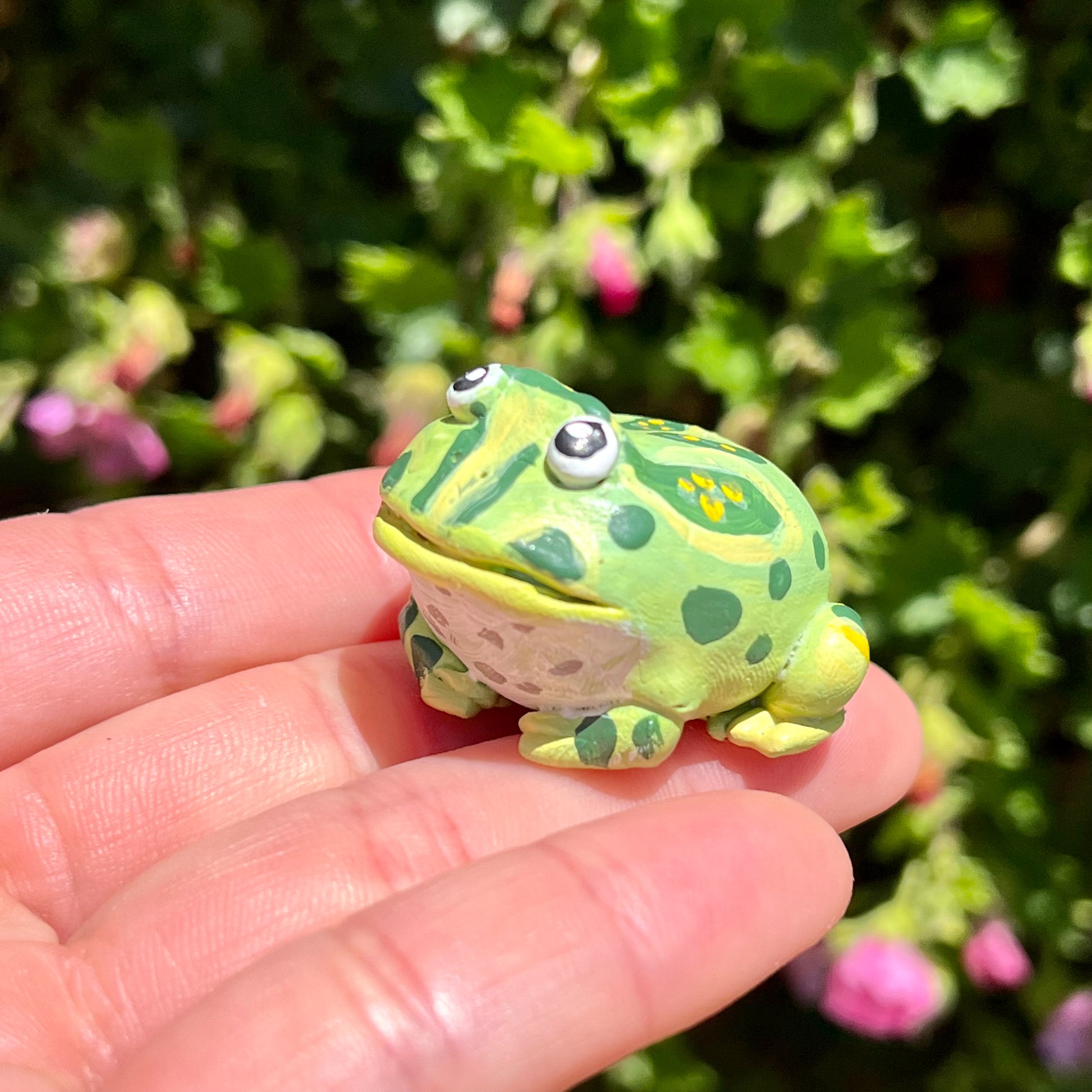 Handmade Polymer Clay Mini Colorful Pacman Frog Friend Figurine (Serie –  Tibby Bean